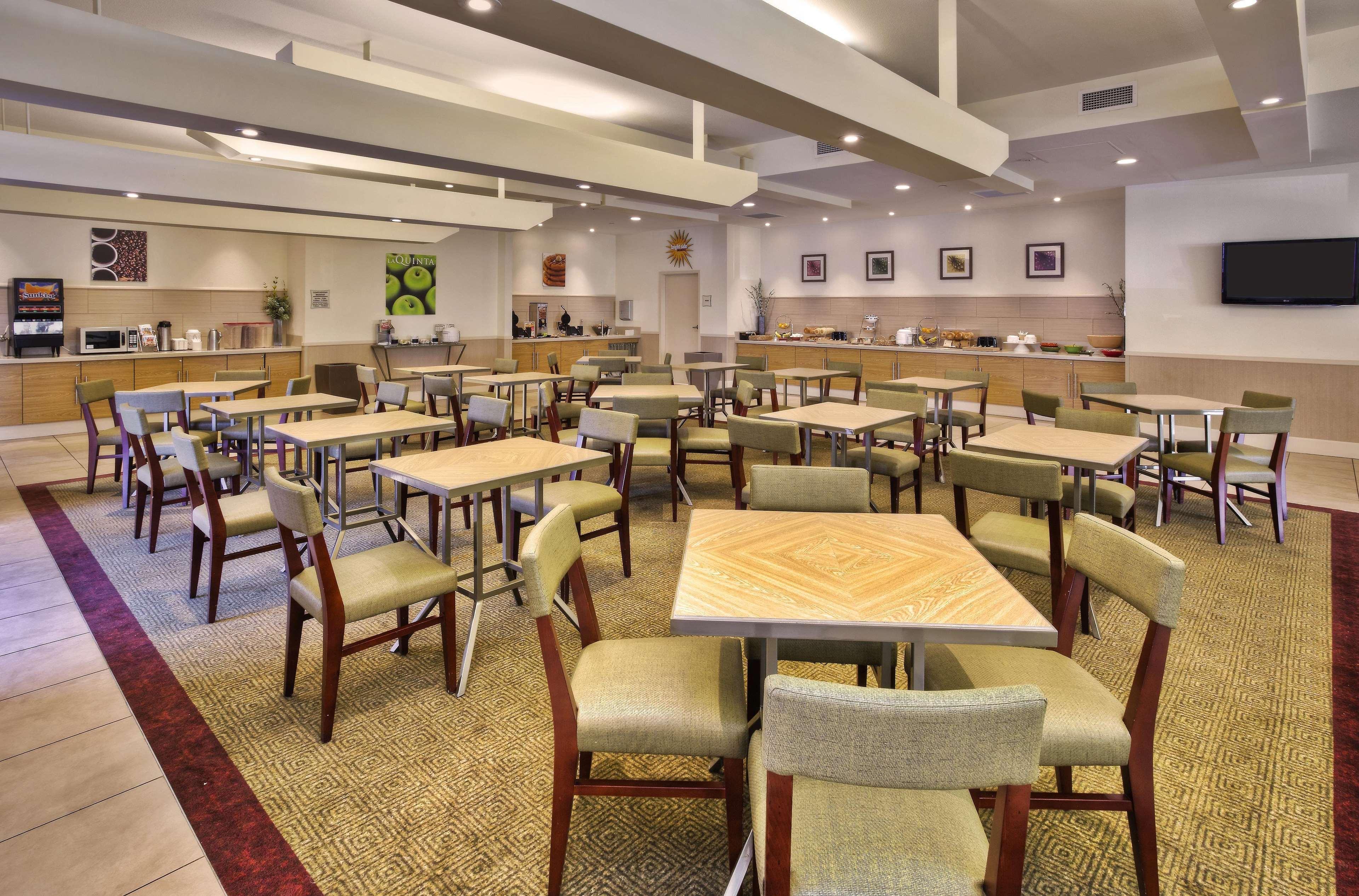 Hotel La Quinta By Wyndham Danbury Esterno foto